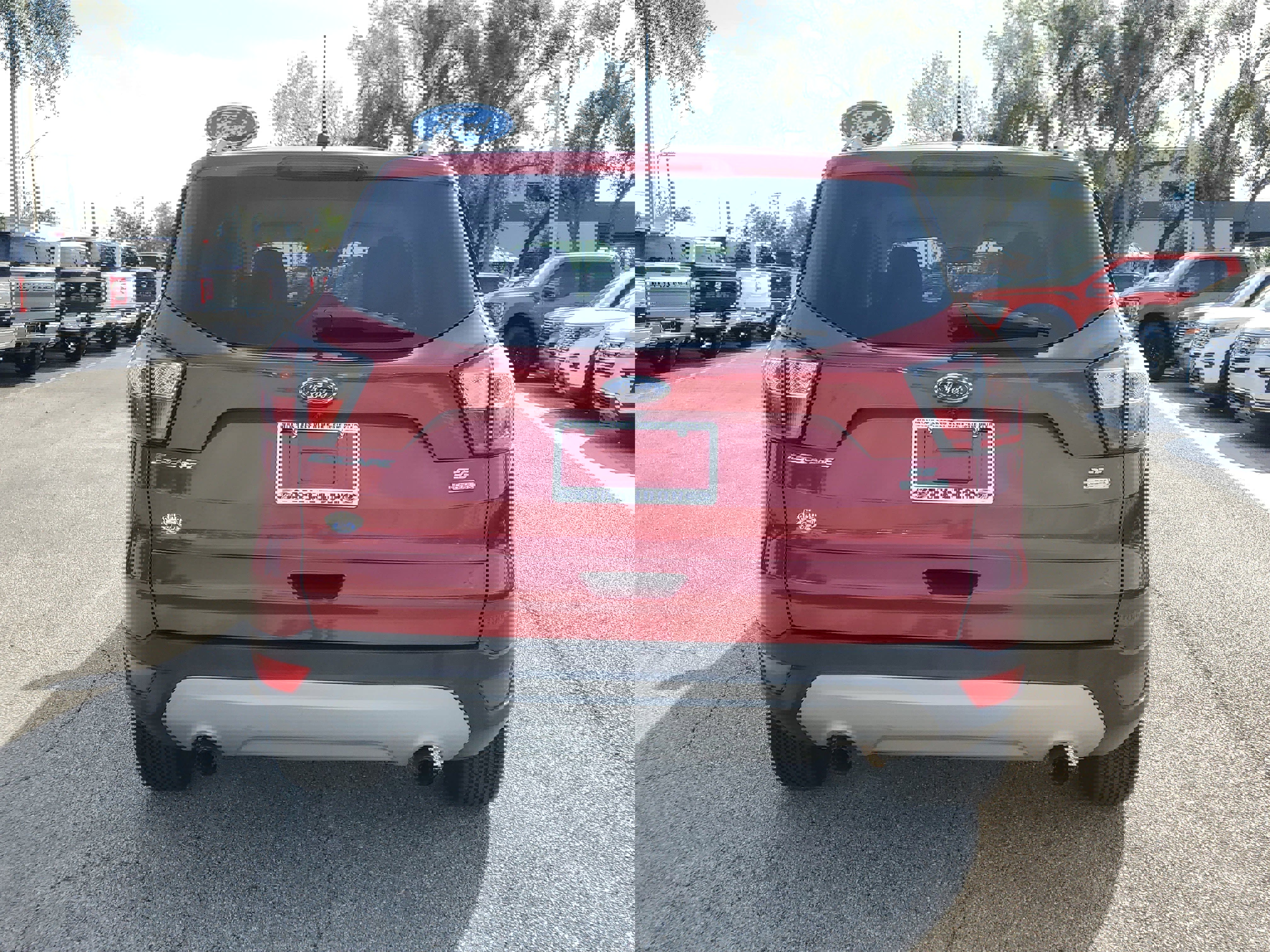 Used 2017 Ford Escape SE image 8