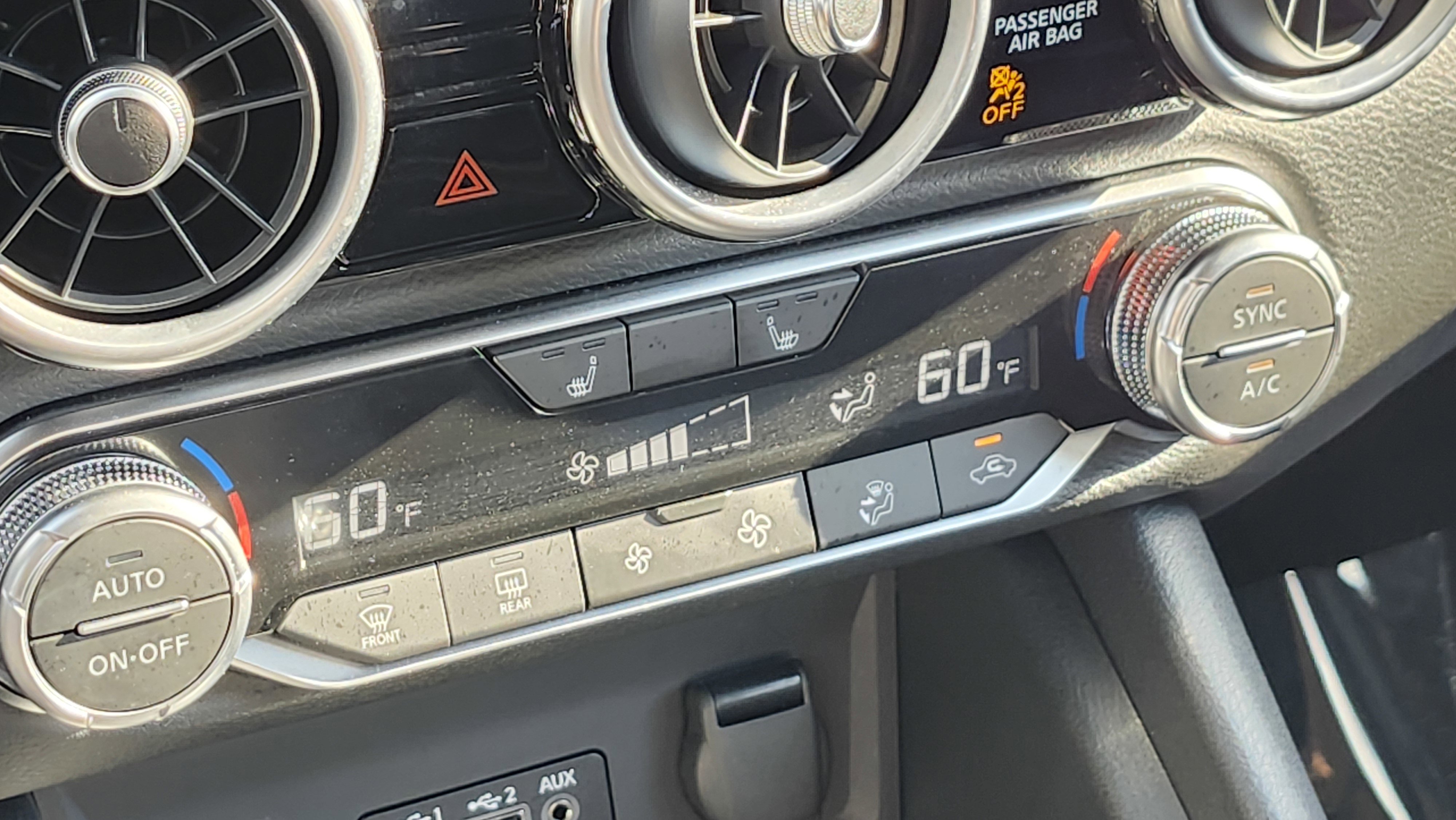 Used 2025 Nissan Sentra SR image 28