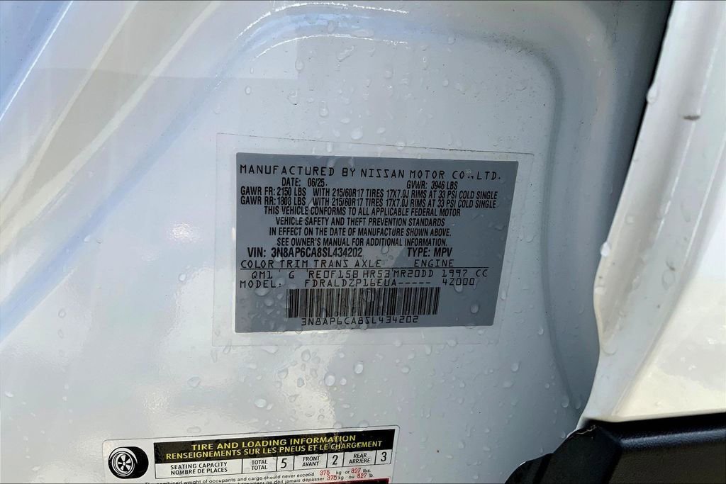 Used 2025 Nissan Kicks SV image 14