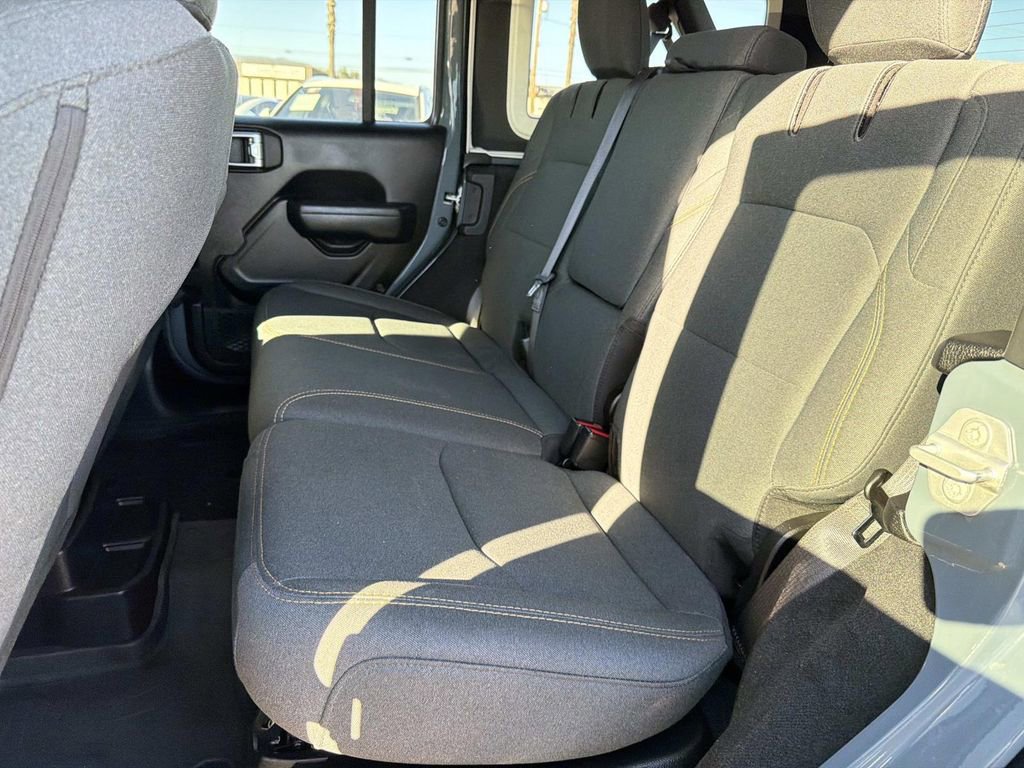 Used 2025 Jeep Wrangler Willys 4xe image 23