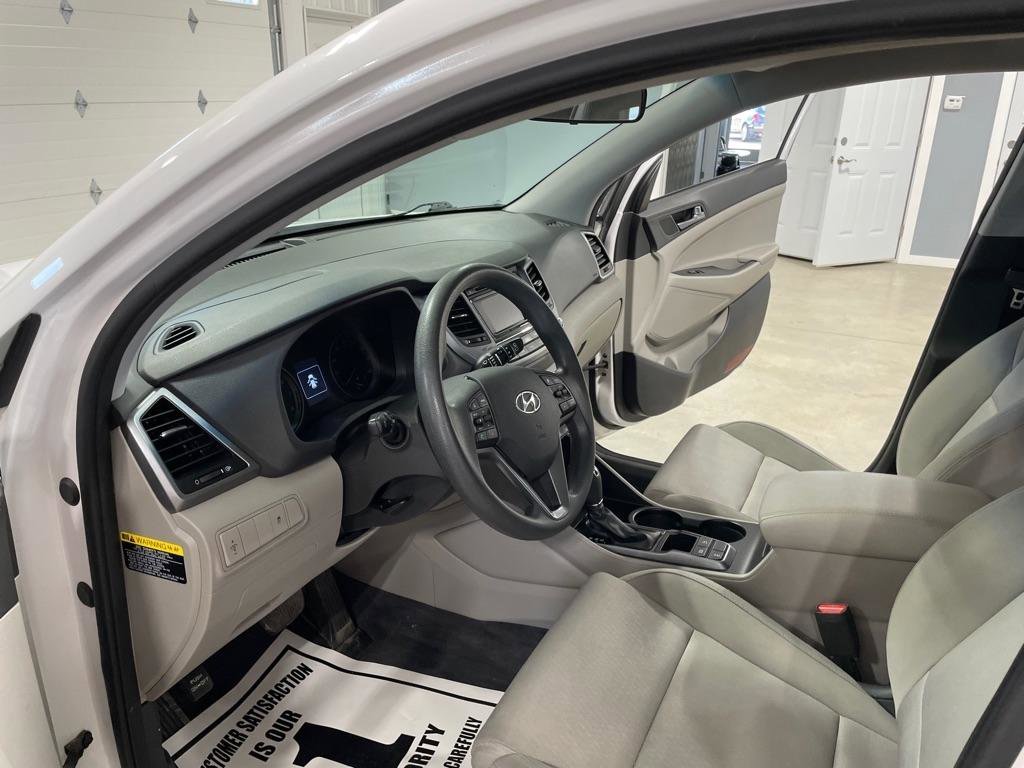 Used 2016 Hyundai Tucson SE w/ Option Group 02 image 9