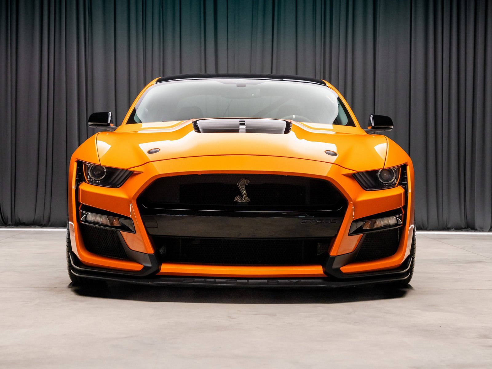 Used 2021 Ford Mustang Shelby GT500 w/ Technology Package image 17