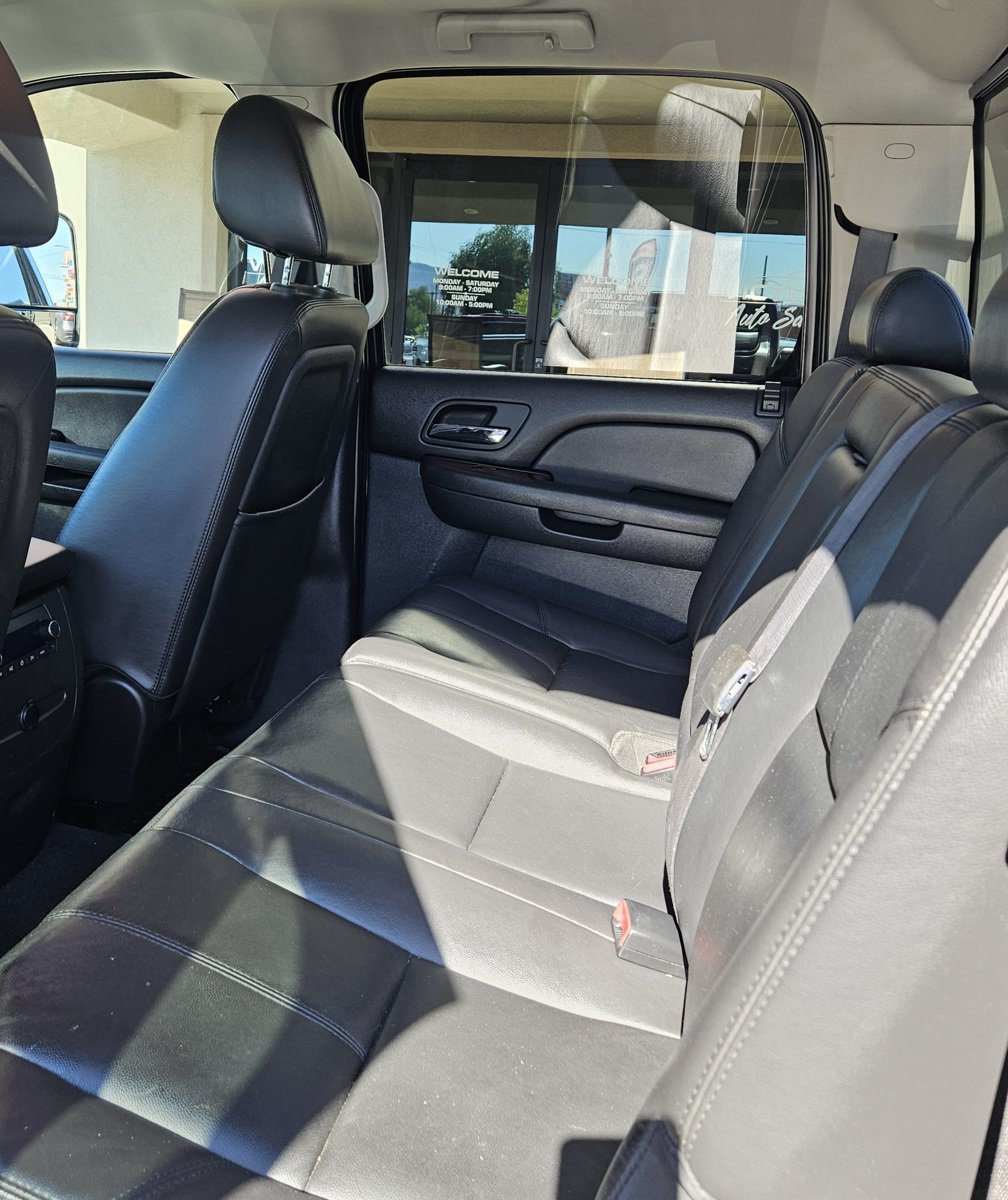 Used 2009 GMC Sierra 2500 SLT w/ SLT Convenience Package AWD/4WD image 12