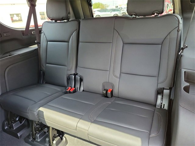 New 2026 Chevrolet Suburban High Country image 44