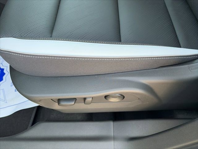 New 2026 Buick Envision Sport Touring image 18