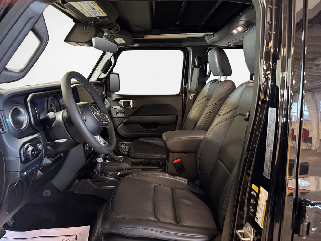 Used 2024 Jeep Wrangler High Altitude AWD/4WD image 12