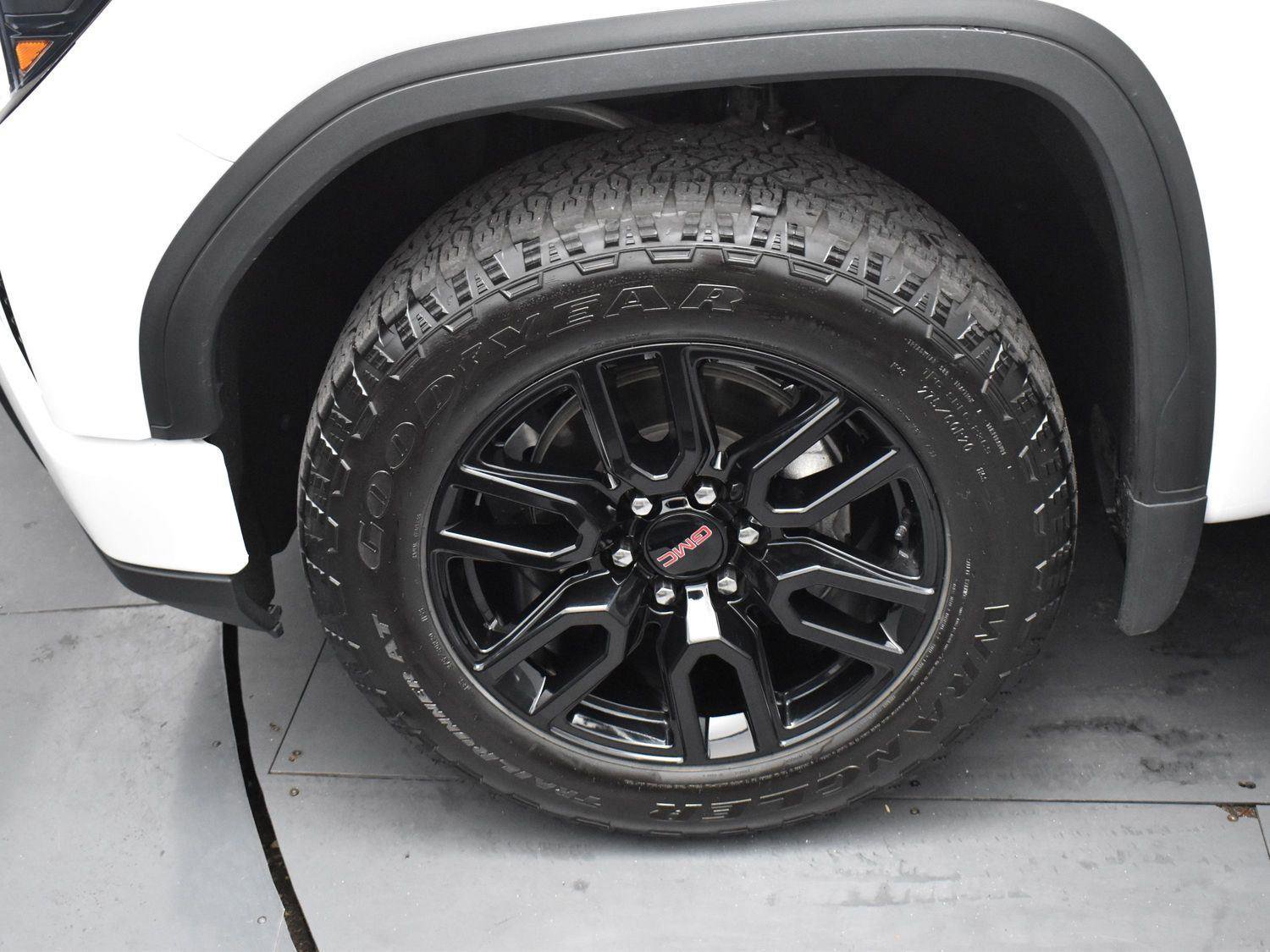 Used 2023 GMC Sierra 1500 Elevation w/ Elevation Premium Package image 34