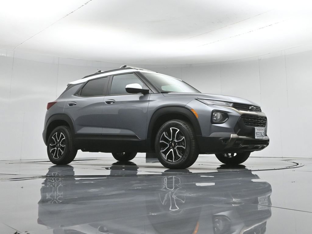 Used 2021 Chevrolet TrailBlazer ACTIV w/ Technology Package image 53