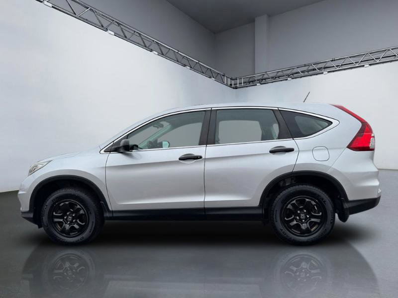 Used 2016 Honda CR-V LX image 2