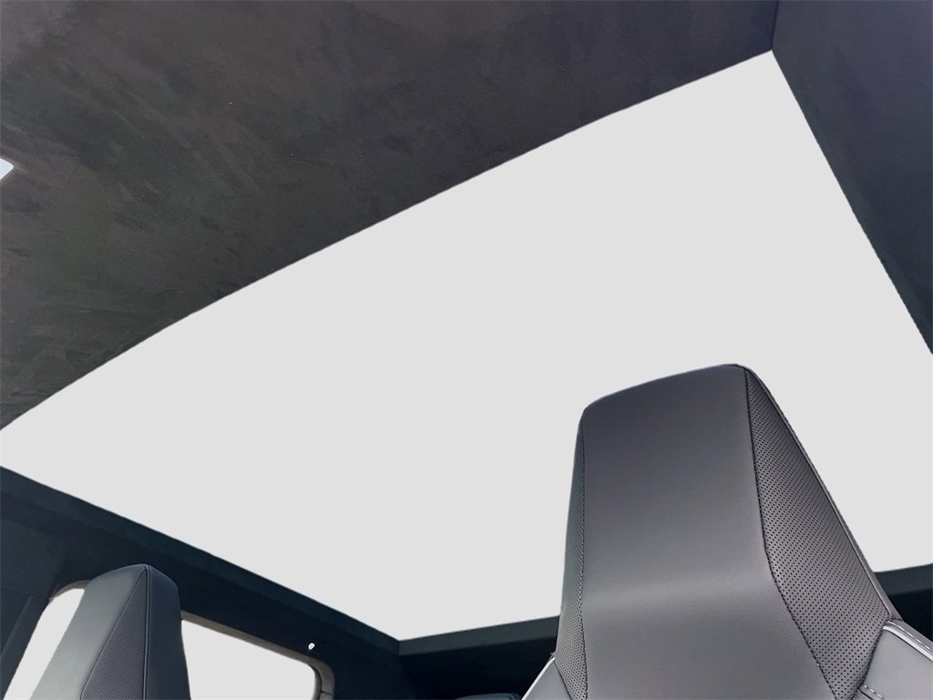 Used 2024 Tesla Cybertruck AWD Crew Cab image 17