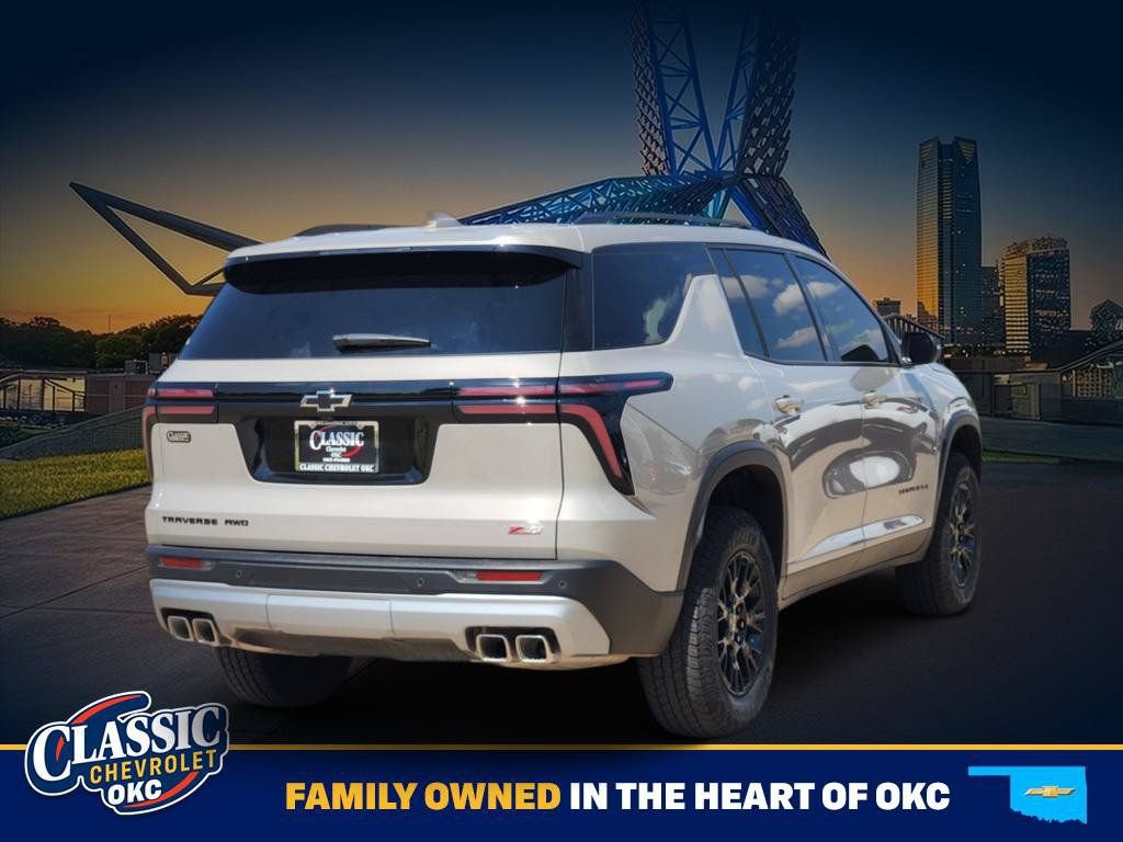 Used 2026 Chevrolet Traverse Z71 AWD/4WD image 7