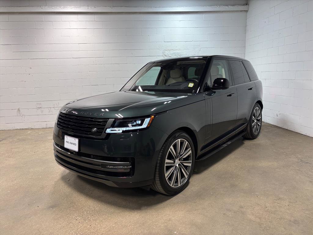 Used 2023 Land Rover Range Rover SE image 1