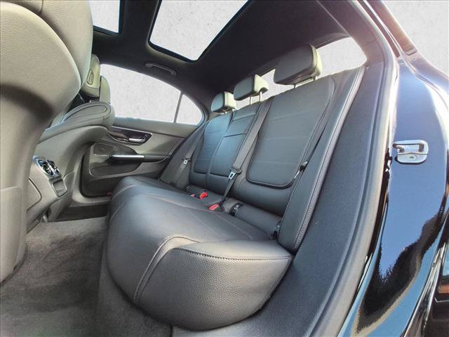 Certified 2026 Mercedes-Benz C 300 4MATIC Sedan image 19