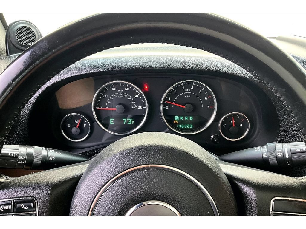 Used 2011 Jeep Wrangler Unlimited Sahara w/ Dual Top Group AWD/4WD image 23