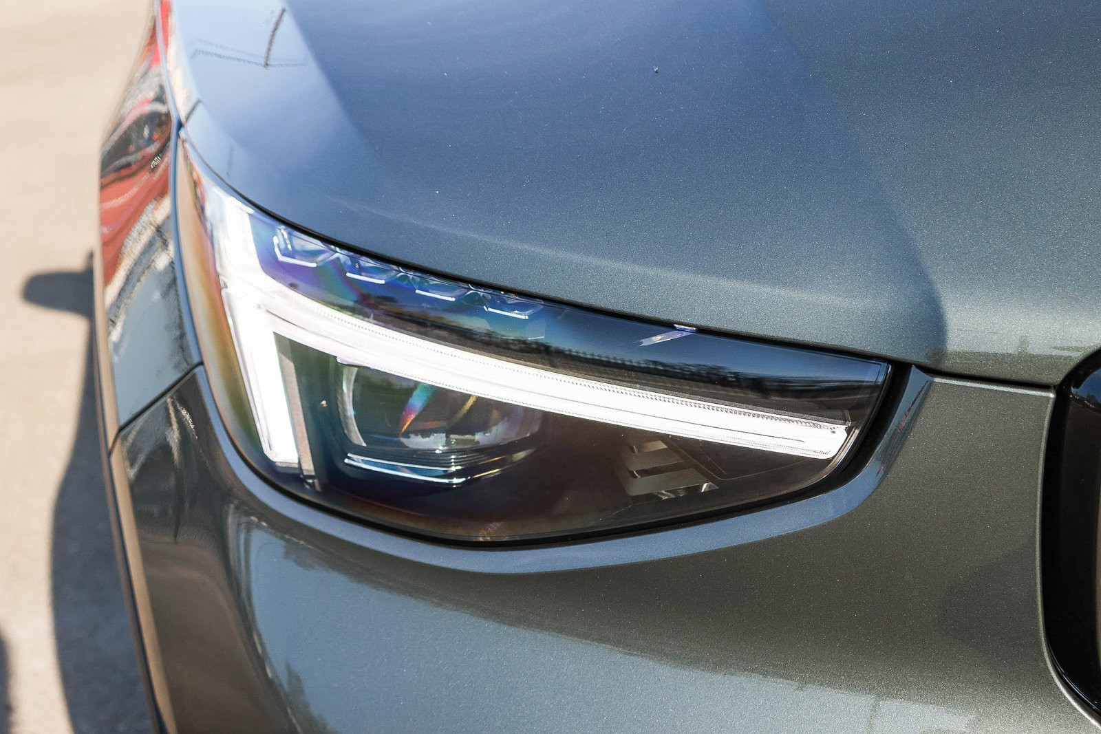 Used 2026 Volvo XC40 B4 Plus w/ Climate Package FWD image 15