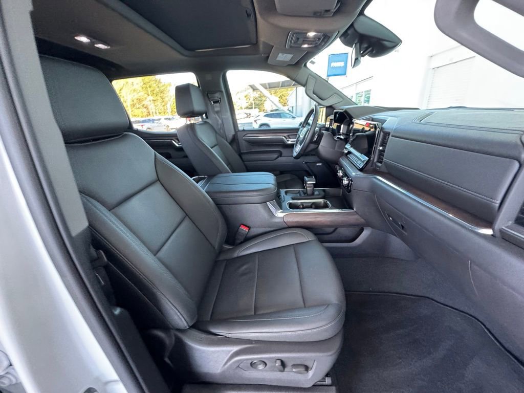 Used 2024 GMC Sierra 1500 SLT w/ SLT Premium Plus Package image 17