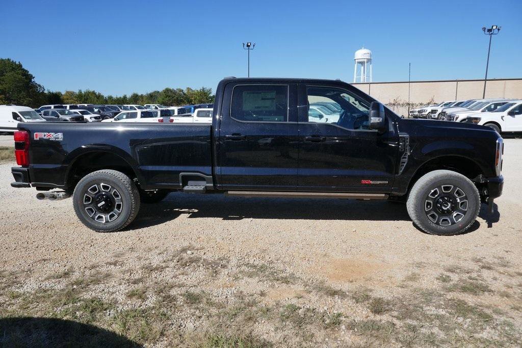 New 2026 Ford F350 Platinum w/ FX4 Off-Road Package image 3