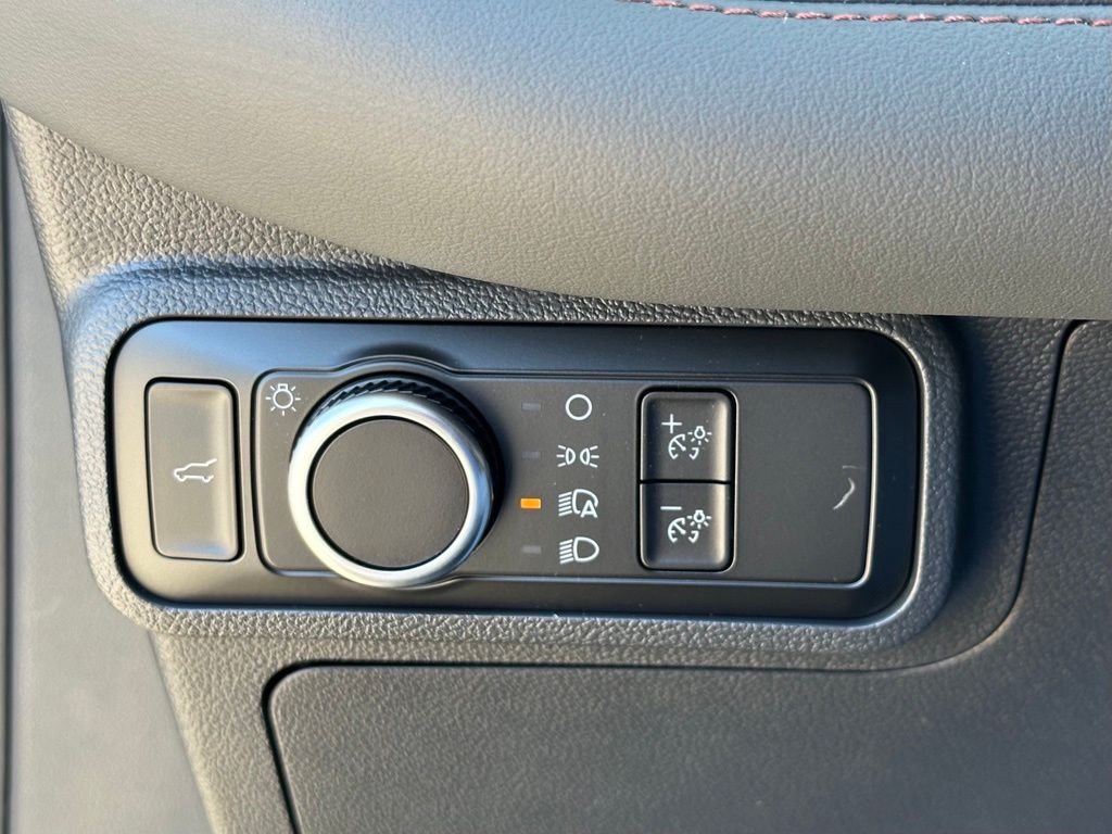 New 2026 Ford Explorer Active RWD image 13