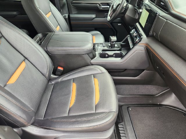 Used 2026 GMC Sierra 1500 AT4 w/ AT4 Premium Package AWD/4WD image 11