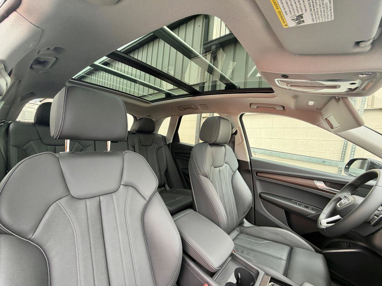 Used 2025 Audi Q5 e Premium image 23