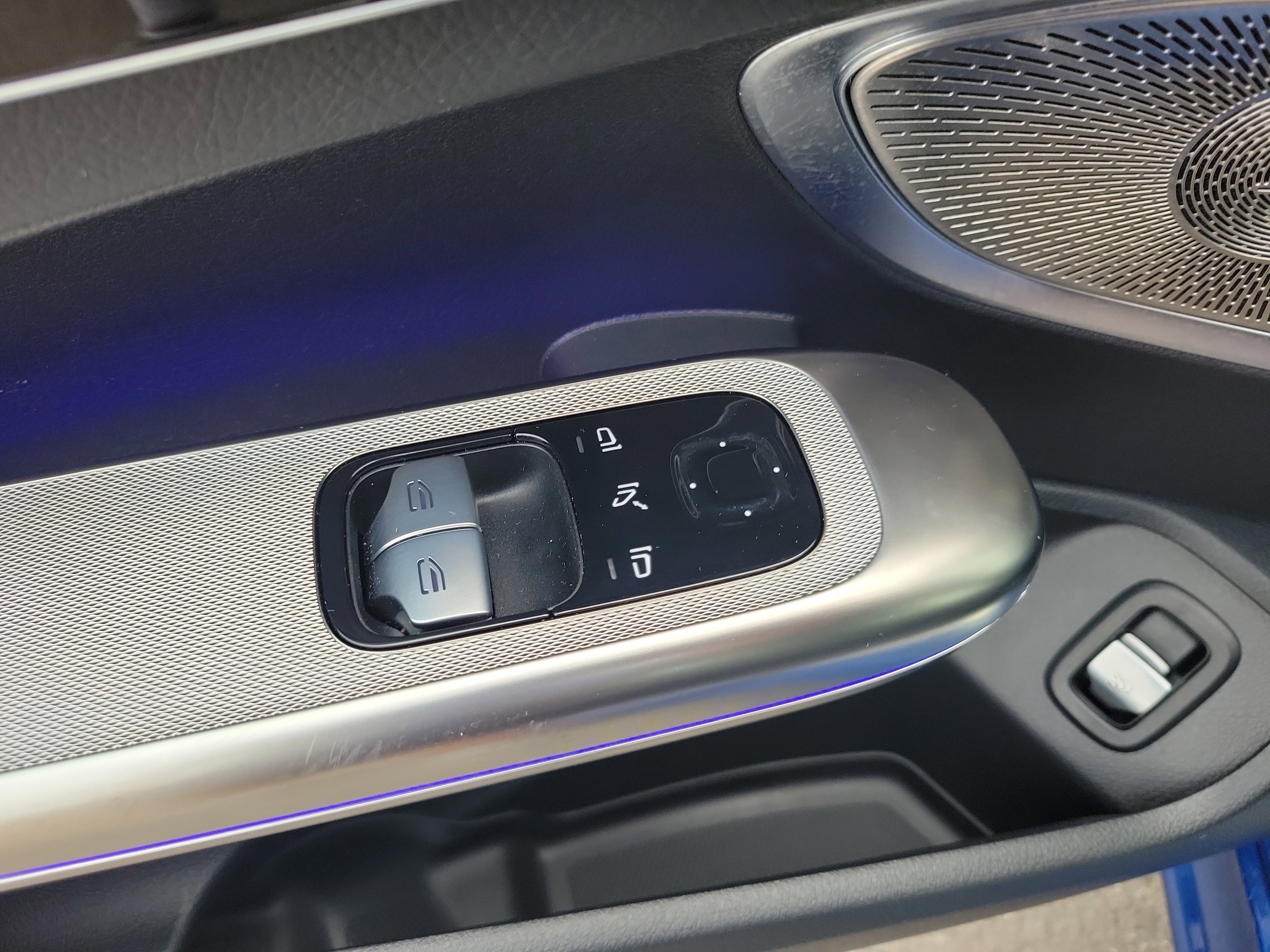 Certified 2025 Mercedes-Benz CLE 450 4MATIC Coupe image 11