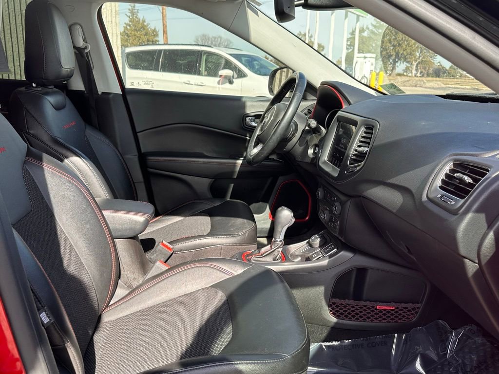 Used 2020 Jeep Compass Trailhawk w/ Cold Weather Group image 22
