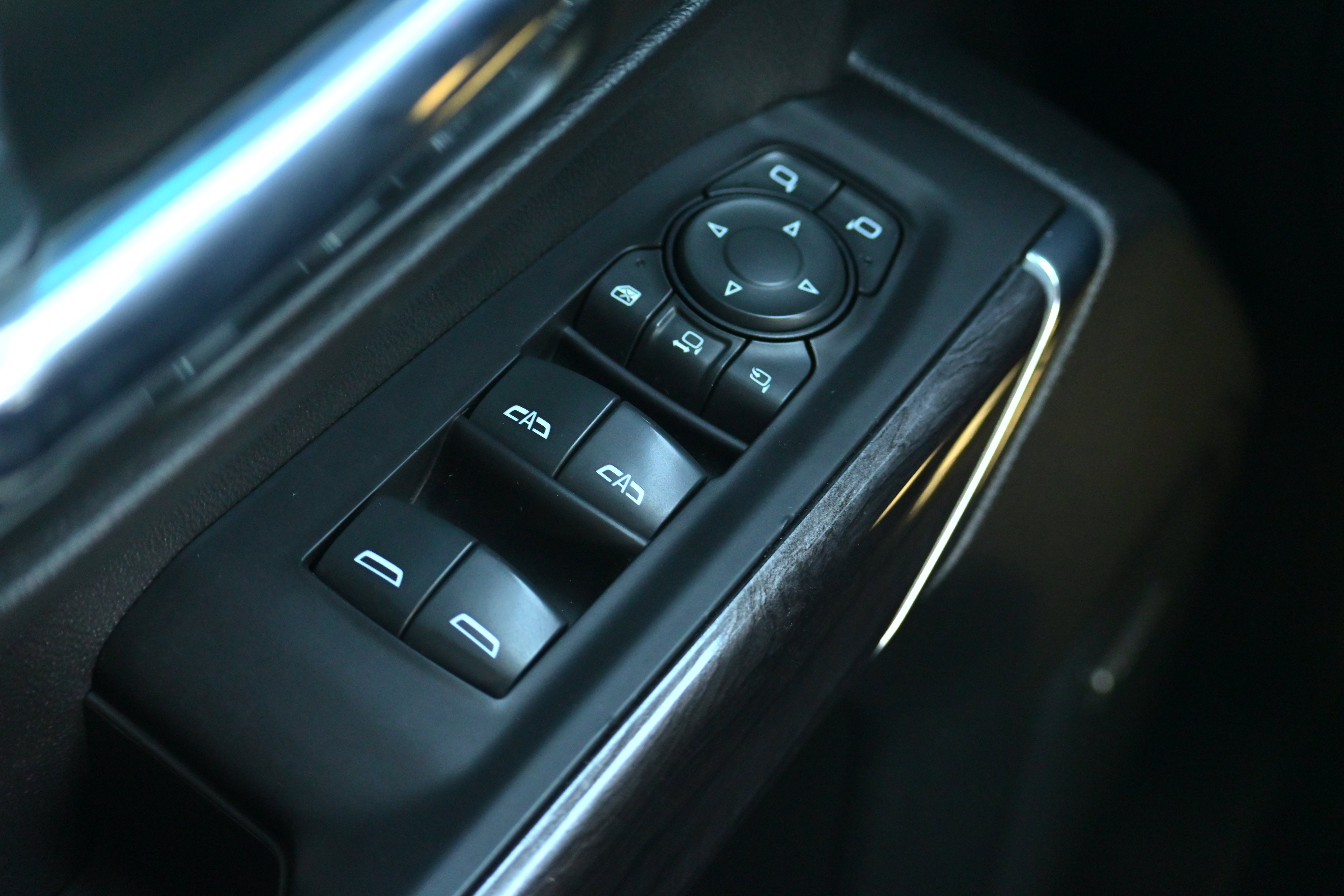 Used 2020 Chevrolet Silverado 2500 LTZ w/ LTZ Plus Package image 24