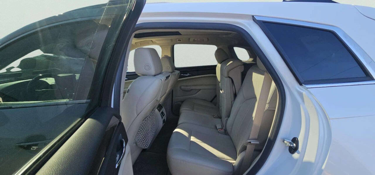 Used 2010 Cadillac SRX Premium image 7