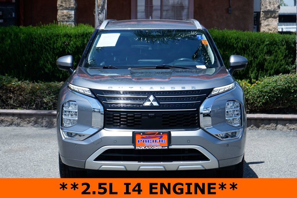 Used 2022 Mitsubishi Outlander SEL FWD image 3