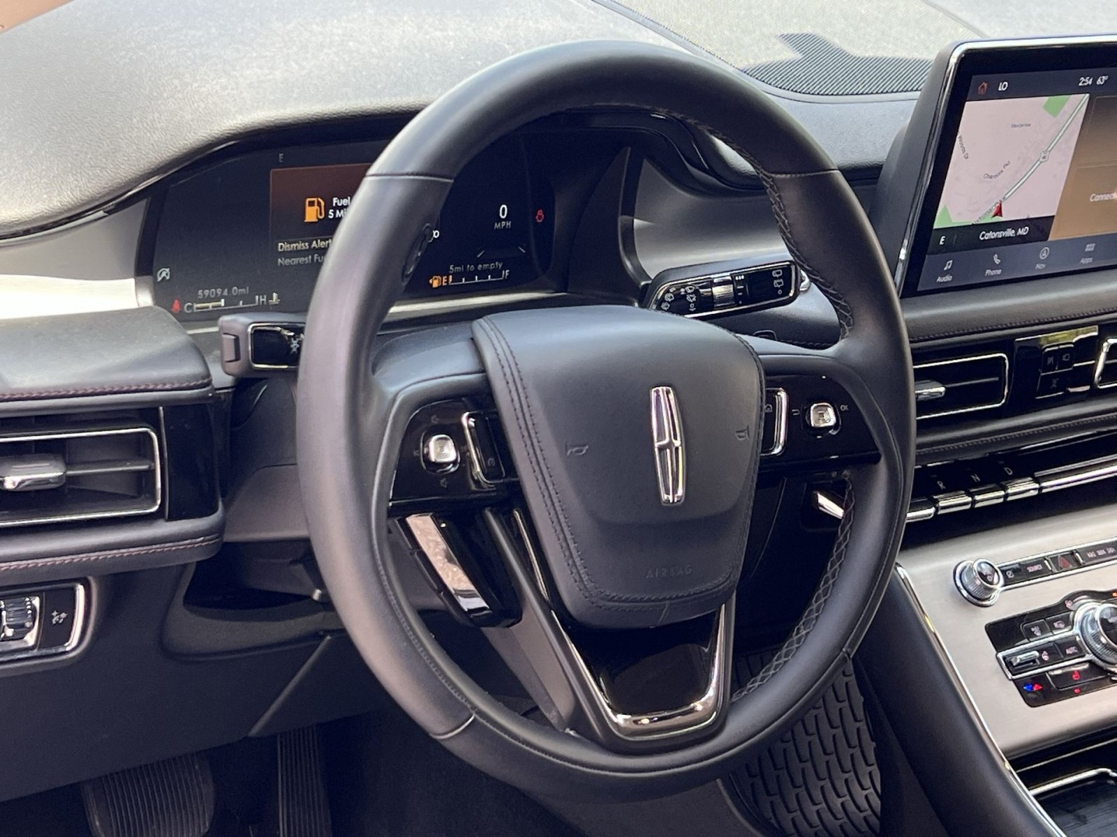 Used 2022 Lincoln Aviator AWD w/ Premium Package image 21