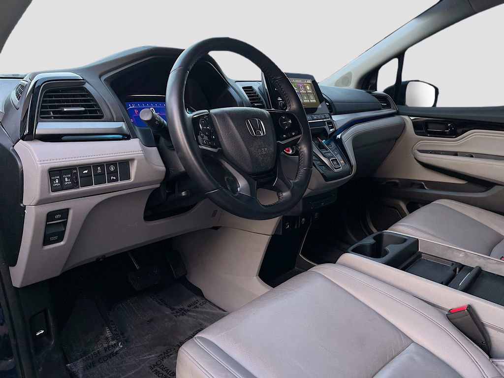 Used 2024 Honda Odyssey Touring image 9