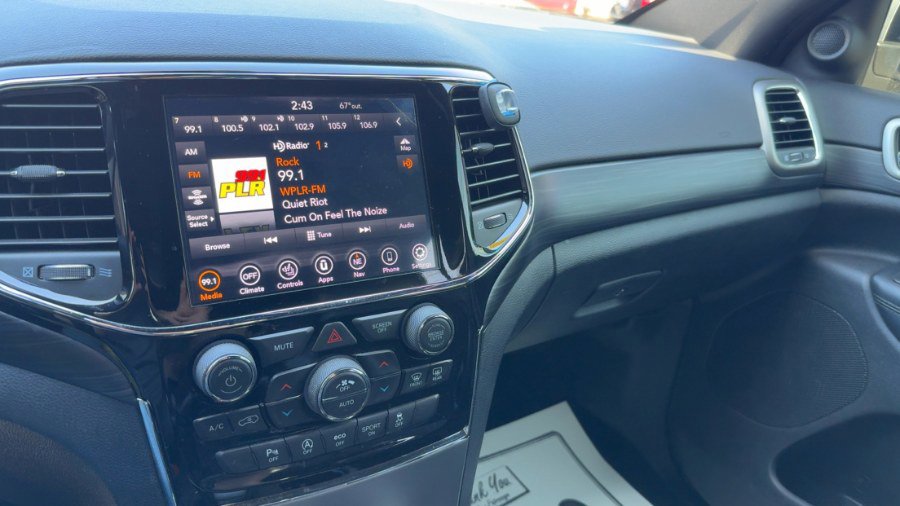Used 2019 Jeep Grand Cherokee Altitude AWD/4WD image 17