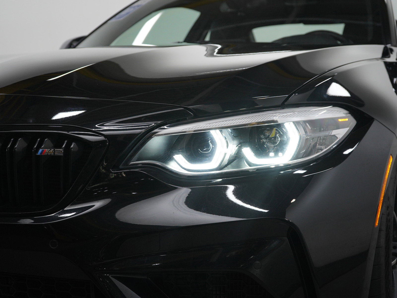 Used 2020 BMW M2 Competition w/ Executive Package RWD image 9
