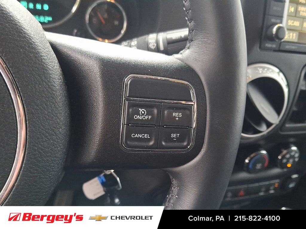 Used 2016 Jeep Wrangler Unlimited Sahara w/ Connectivity Group image 23