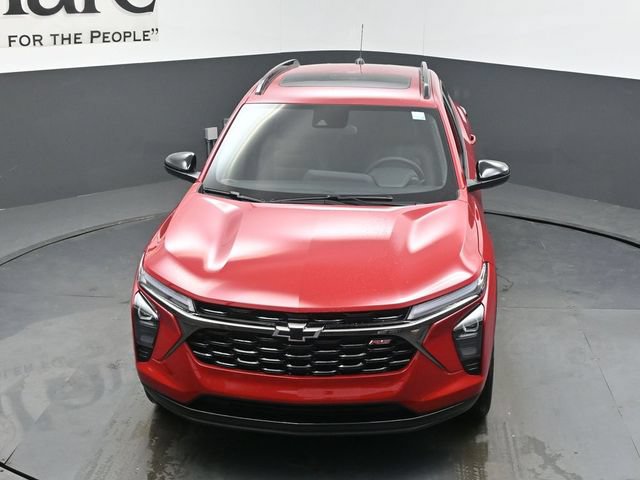 New 2026 Chevrolet Trax RS w/ Sunroof Package FWD image 37