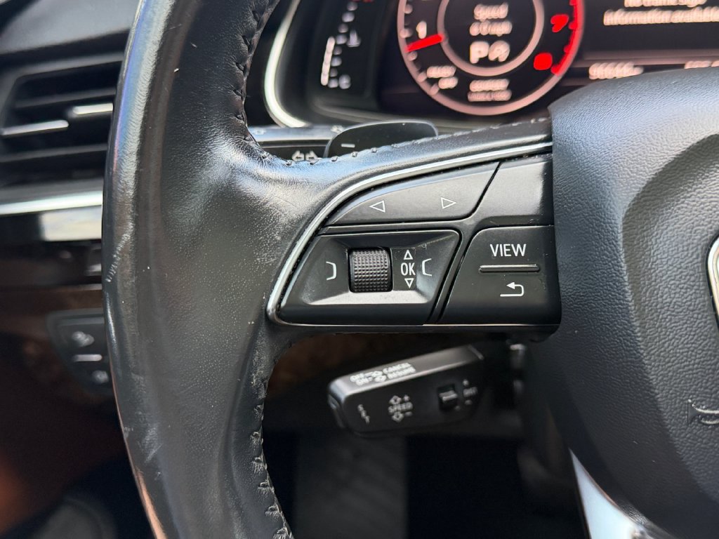 Used 2018 Audi Q7 3.0T Prestige AWD/4WD image 25