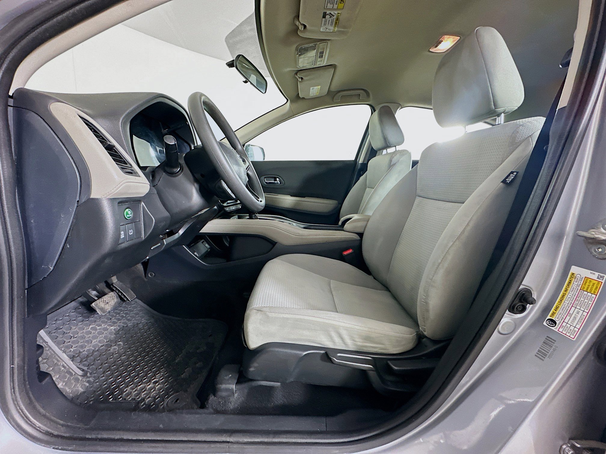 Used 2019 Honda HR-V LX image 13