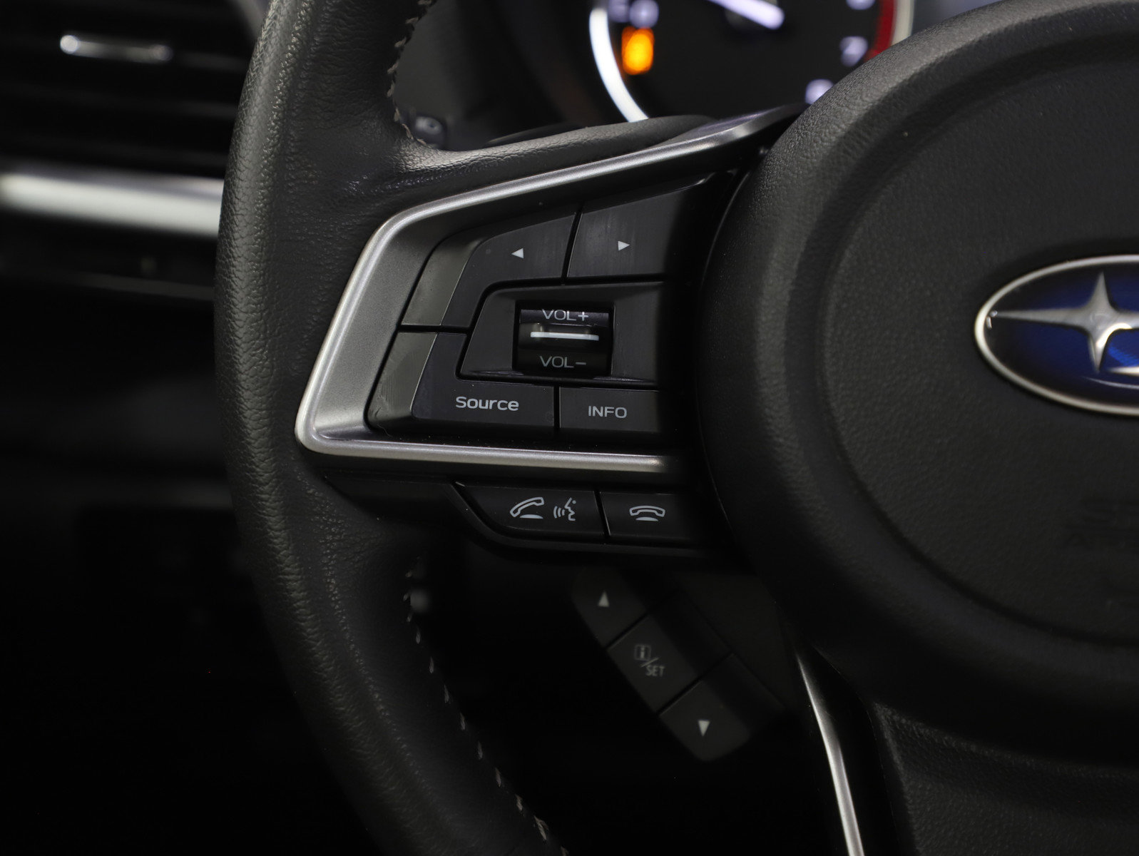 Used 2022 Subaru Forester Touring image 27