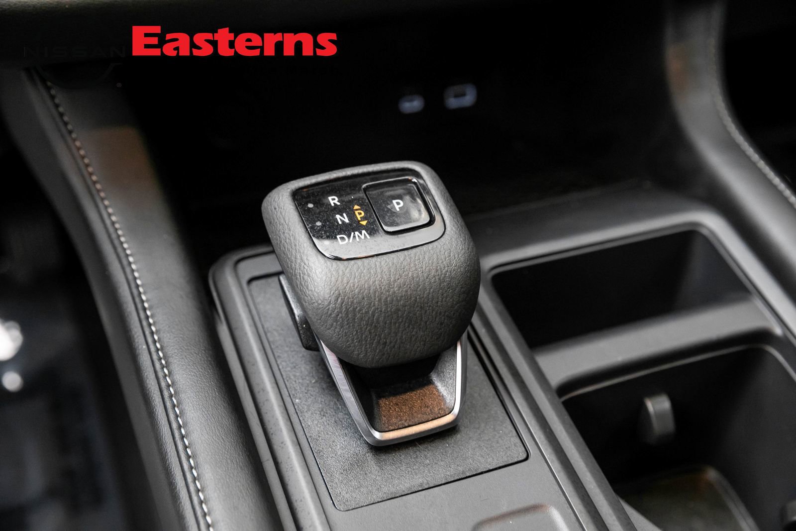 Used 2025 Nissan Pathfinder S image 19