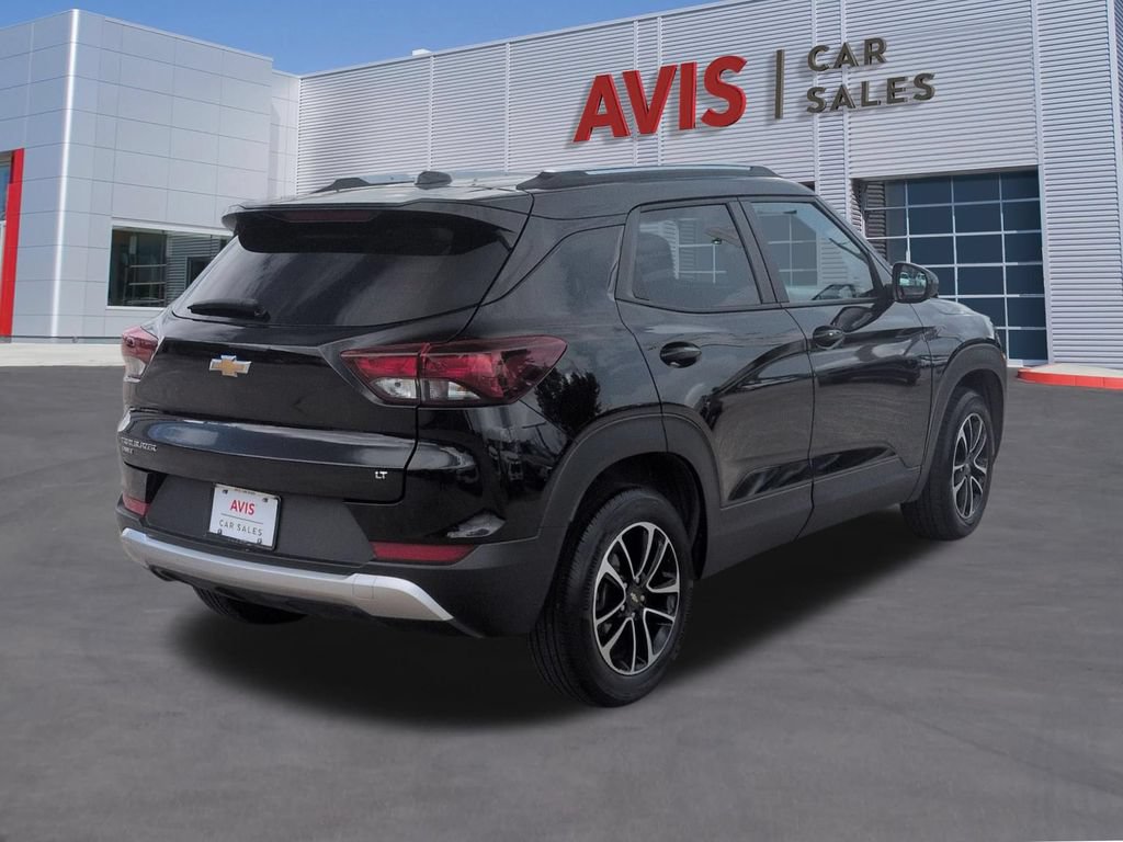 Used 2025 Chevrolet TrailBlazer LT AWD/4WD image 6