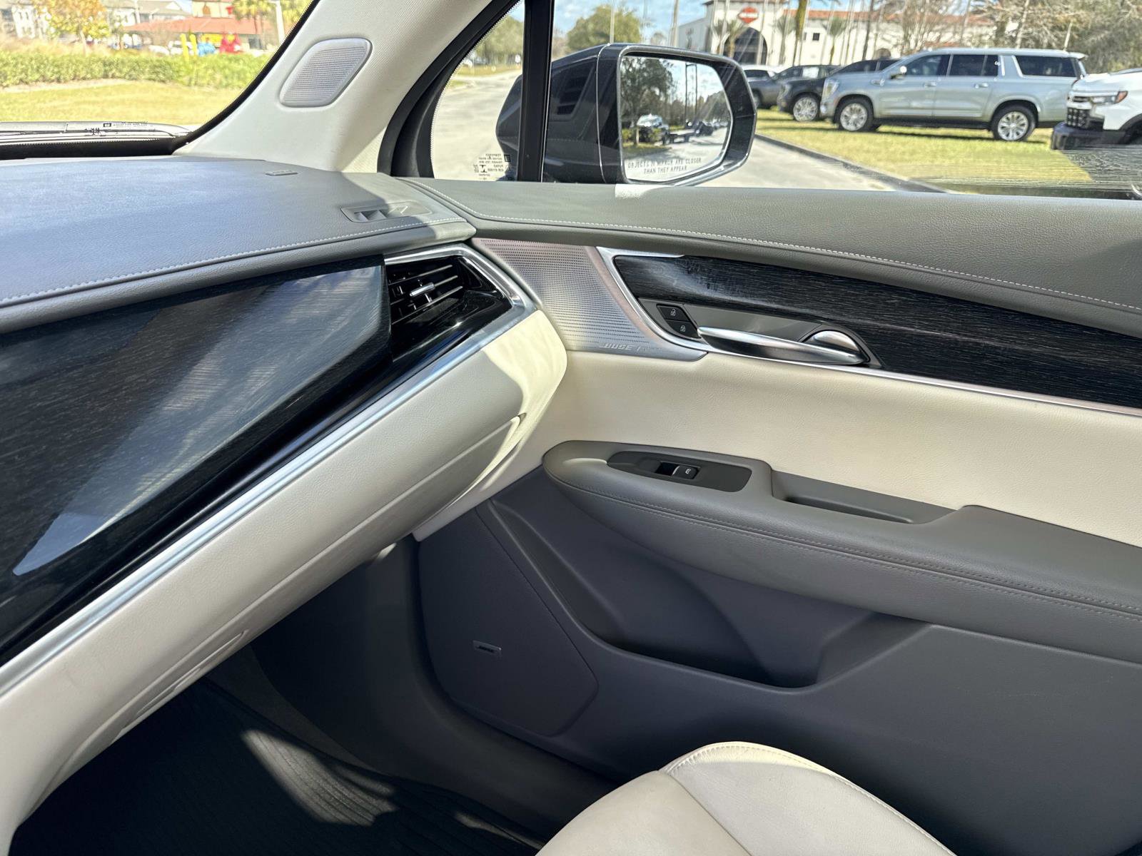 Used 2020 Cadillac XT6 Premium Luxury image 26