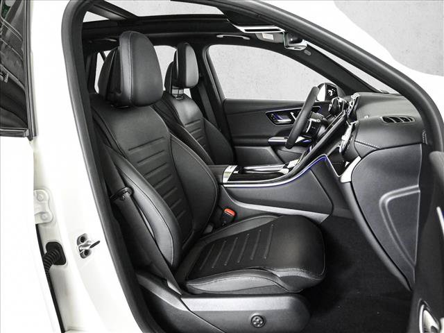 Used 2026 Mercedes-Benz GLC 300 4MATIC w/ AMG Line image 23