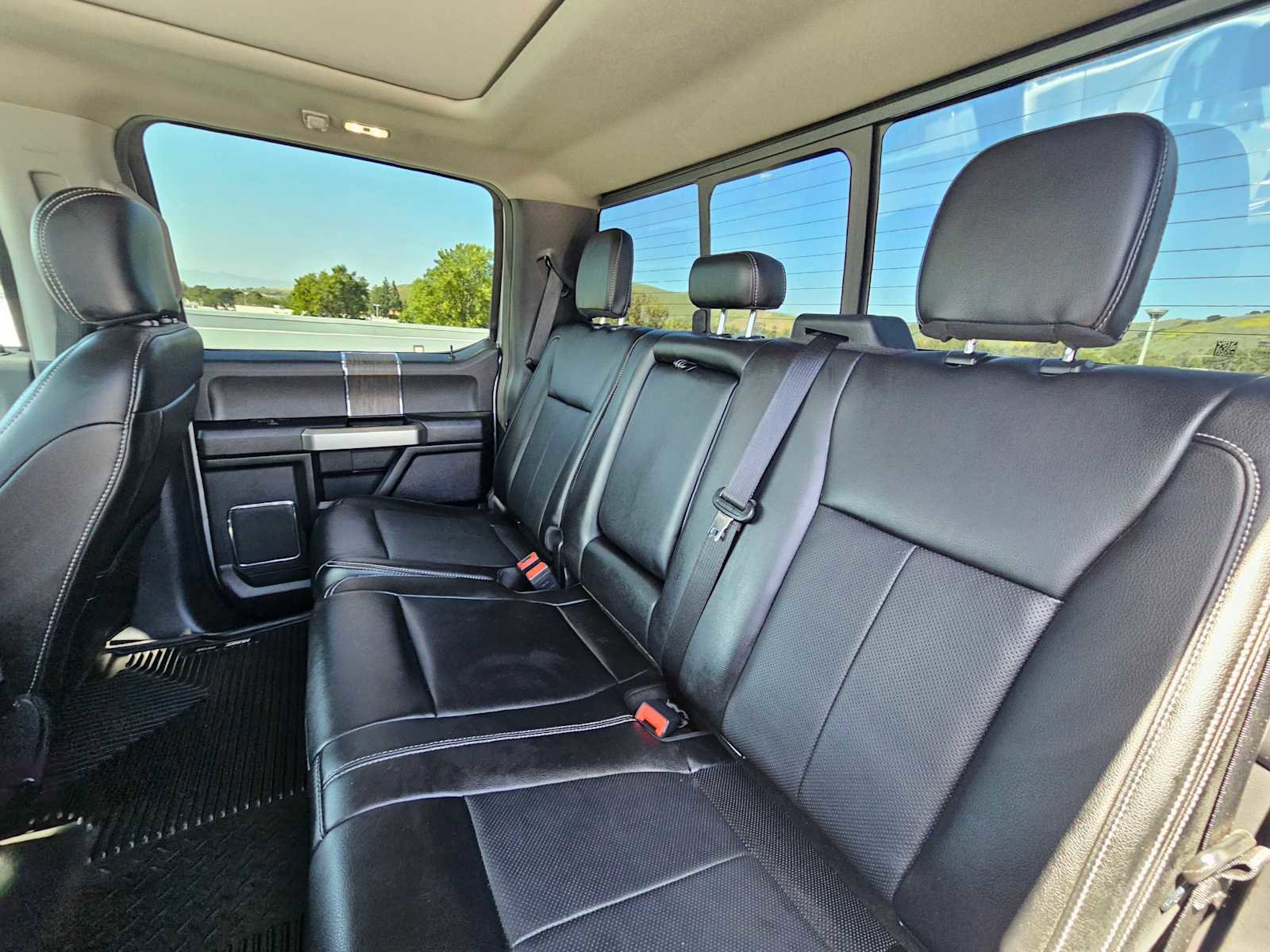 Used 2021 Ford F250 Lariat image 17