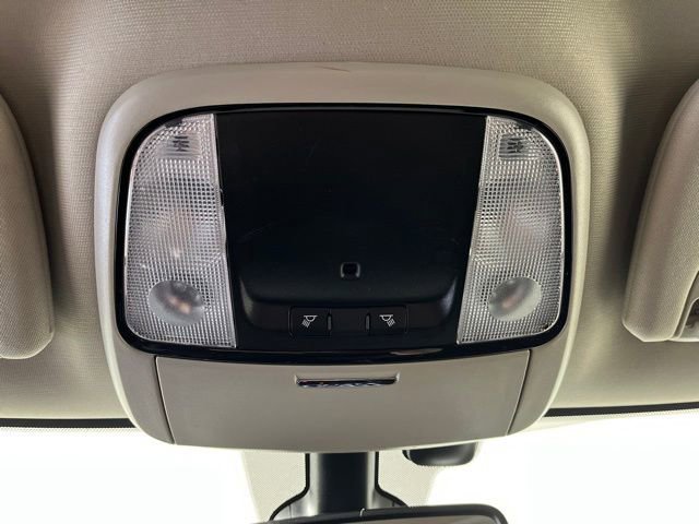 Used 2021 Dodge Durango SXT image 34