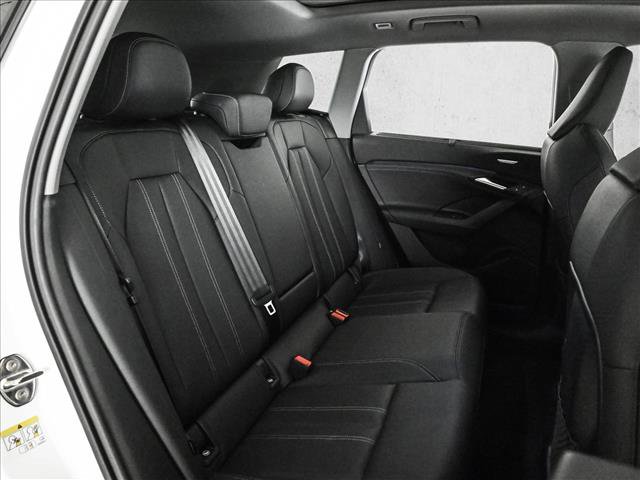 Certified 2025 Audi Q6 e-tron Premium Plus w/ Premium Plus AWD/4WD image 21