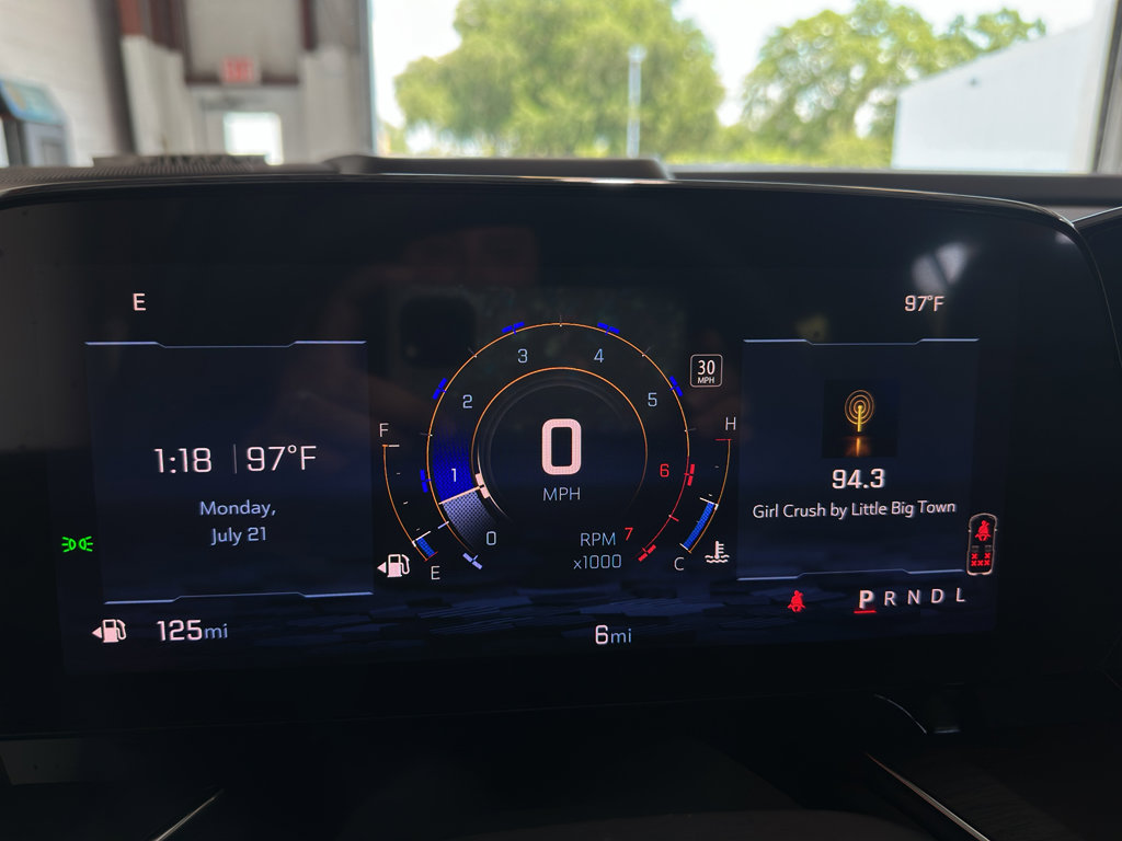 New 2025 Chevrolet Suburban Premier image 12