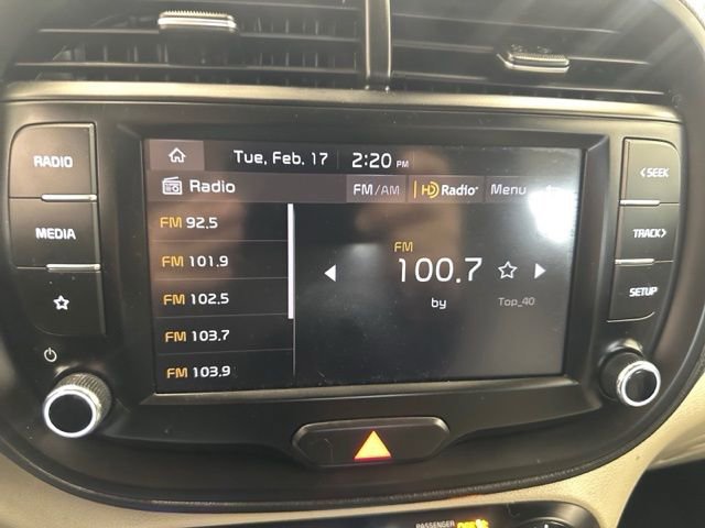 Used 2023 Kia Soul LX w/ LX Technology Package image 24