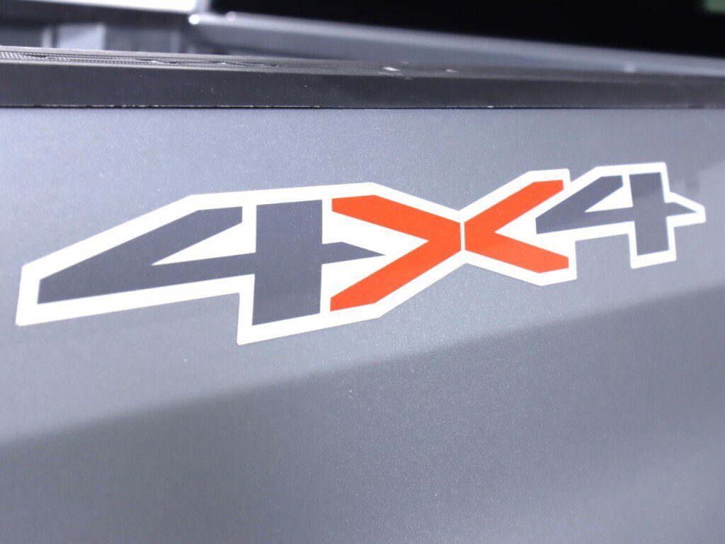 Used 2025 Chevrolet Silverado 1500 LT image 38