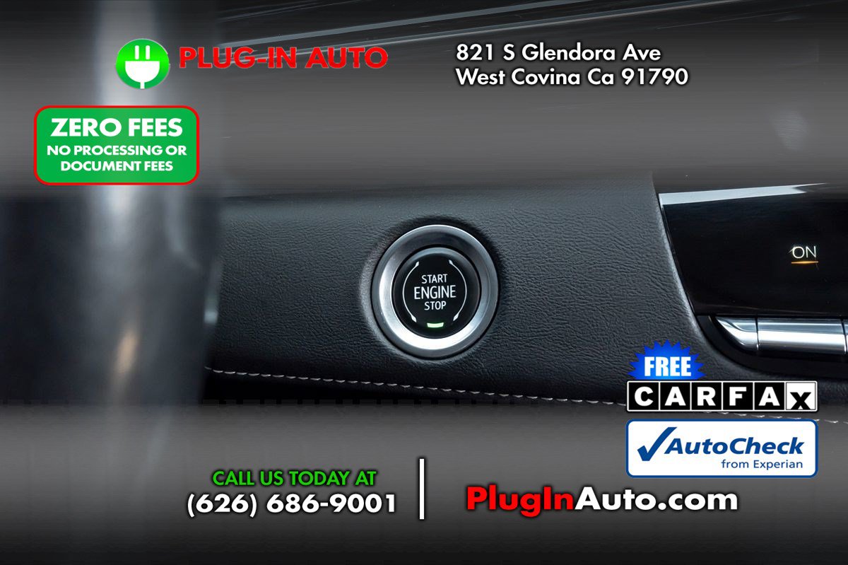 Used 2023 Cadillac Escalade Sport w/ Touring Package AWD/4WD image 24