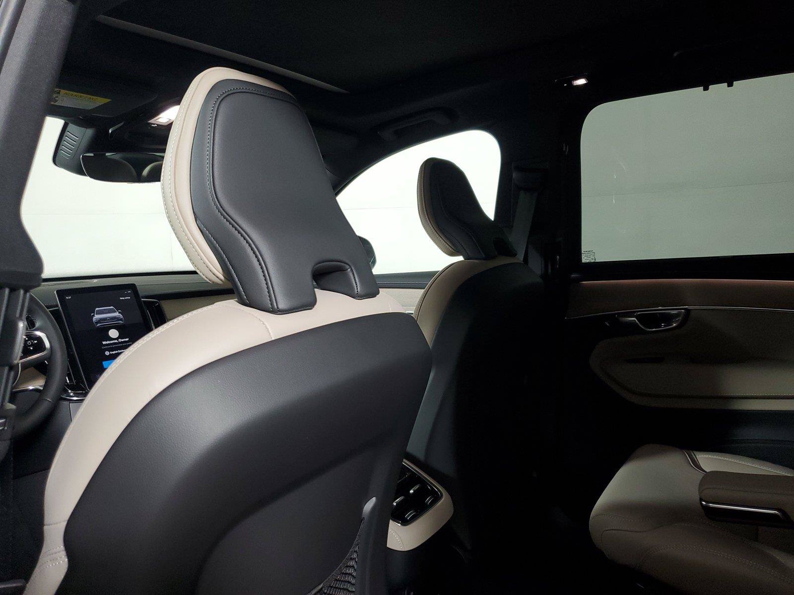 New 2027 Volvo XC90 B6 Ultra AWD/4WD image 14